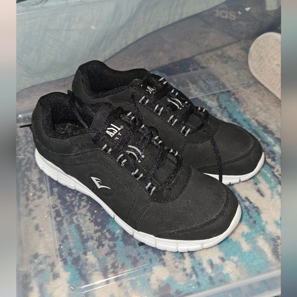 Black Athletic Women's Shoes Size 8